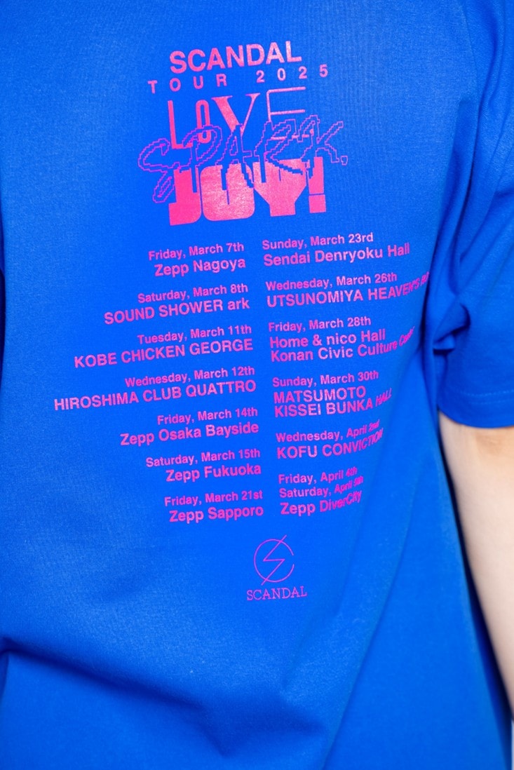 LOVE, SPARK, JOY! Tシャツ BLUE