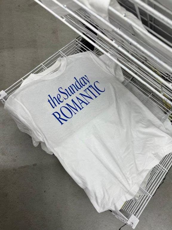 THE SUNDAY ROMANTIC TEE WHITE