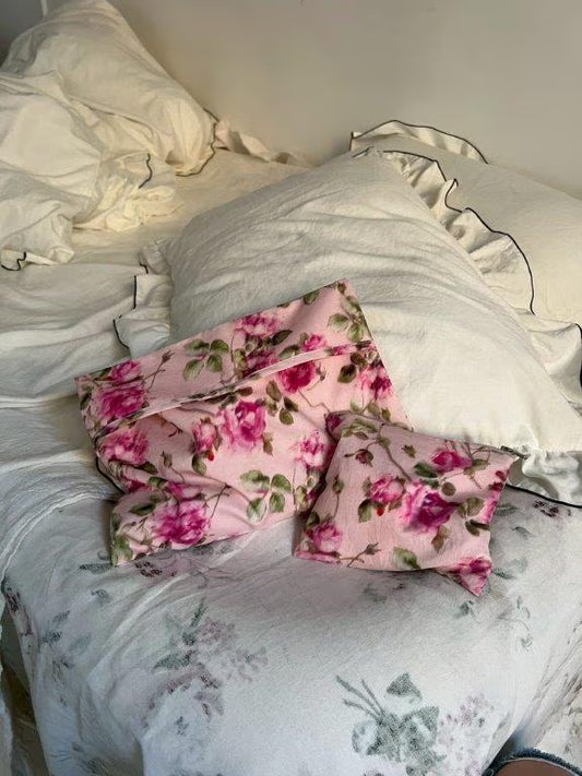 THE SUNDAY ROMANTIC WITH RINA – SCANDAL ONLINE STORE