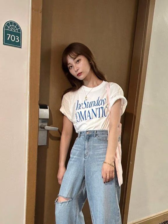 THE SUNDAY ROMANTIC TEE WHITE