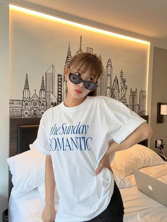 THE SUNDAY ROMANTIC TEE WHITE