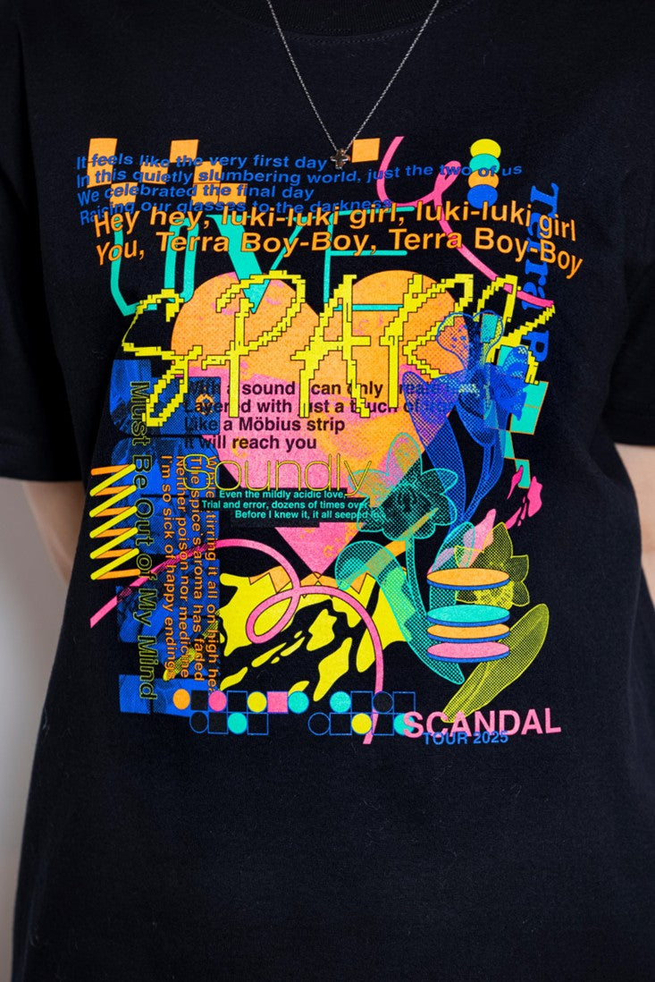 LOVE, SPARK, JOY! Tシャツ【MANIA限定】BLACK