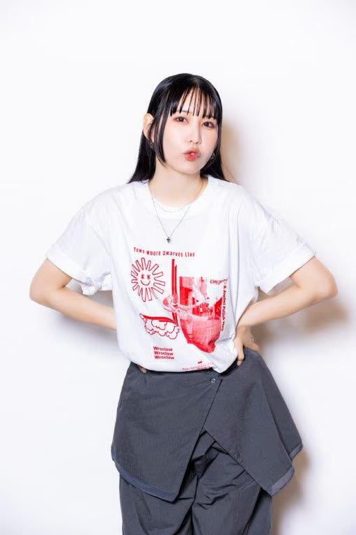 TOMOMI Tシャツ 2025