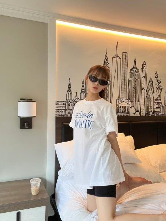 THE SUNDAY ROMANTIC TEE WHITE